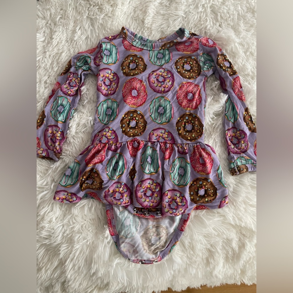 Little bum bum donut grow up 6-12 mo twirl